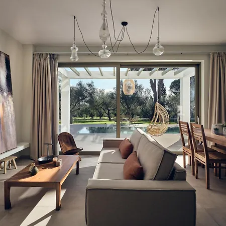Villa Aura By Vintage Travel *